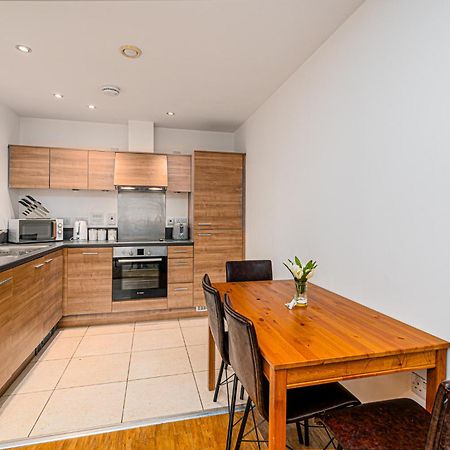 Zenith Hub Apartman London Kültér fotó