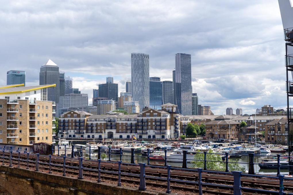 Zenith Hub Apartman London Kültér fotó