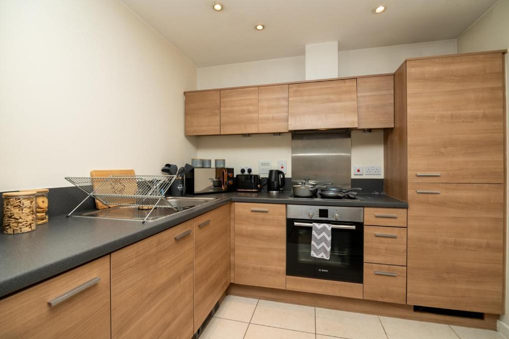 Zenith Hub Apartman London Kültér fotó